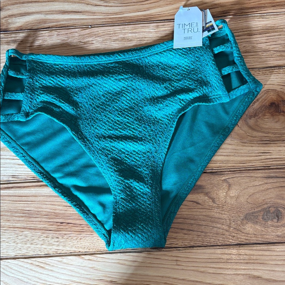 Time and Tru Women's Green/Teal Textured Lattice Side bikini bottoms NWT